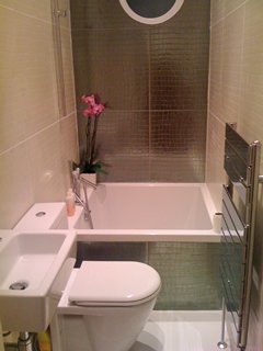 Small Bathroom Design on Small Bathroom   Good Used Space
